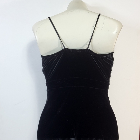 Boohoo Night Velvet Feel Black Dress - Picture 7 of 7